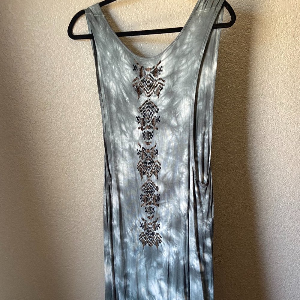 Long Summer Dress with beading on the back